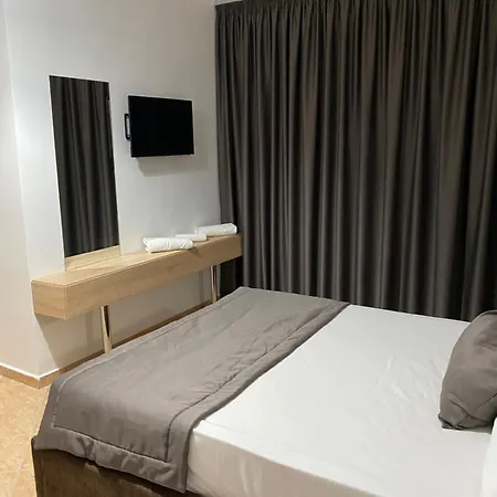 Monte Rei Hotel *